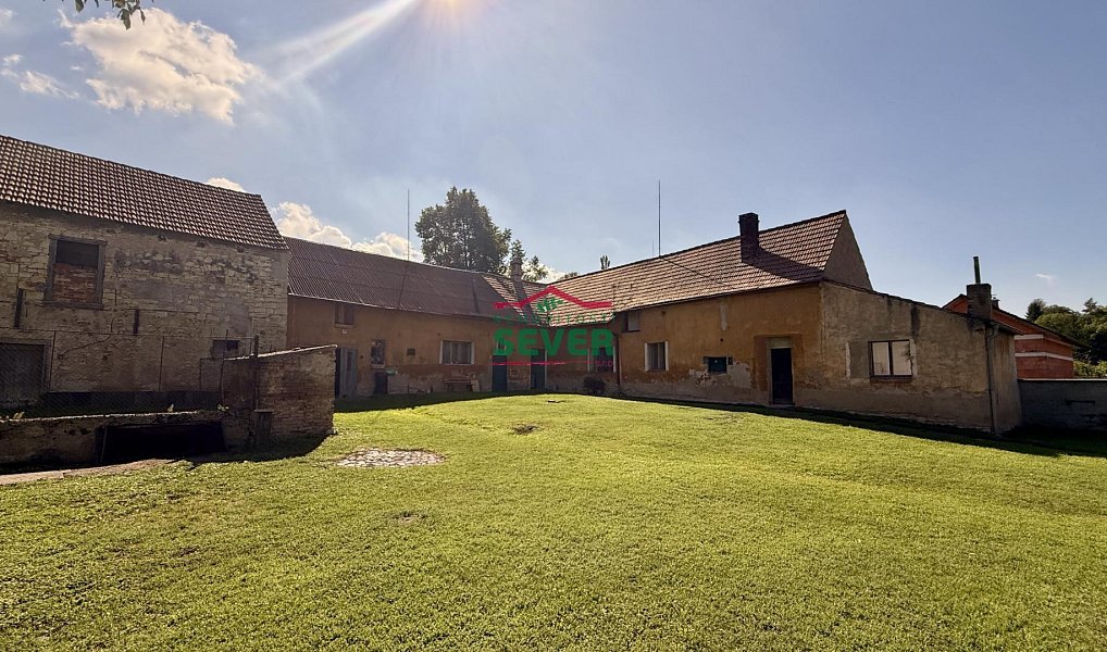 Prodej domu 241 m² s pozemkem 1 596 m², Křesín – náhled fotky 19
