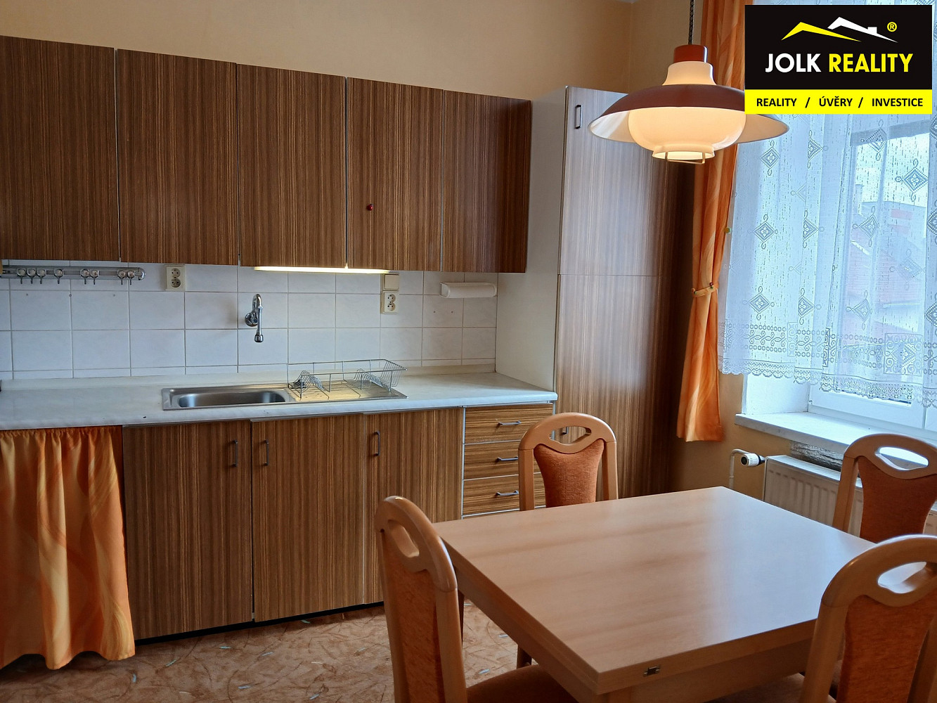 Prodej domu 258 m² s pozemkem 938 m² – fotografie 3