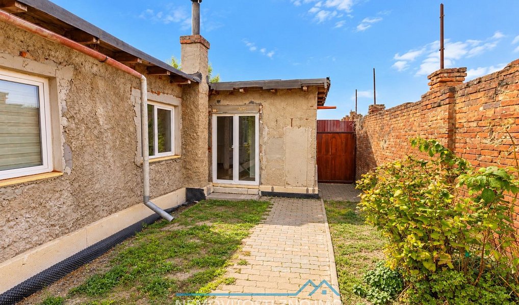 Prodej domu 220 m² s pozemkem 1 436 m², Chvalovice – náhled fotky 29