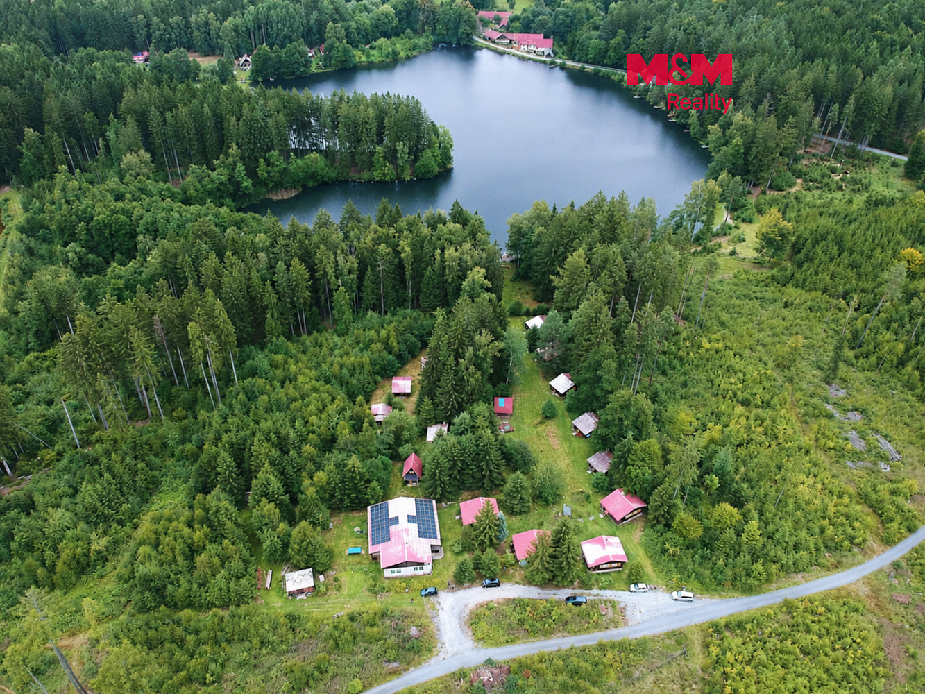 Prodej chaty/chalupy 777 m² s pozemkem 26 284 m²