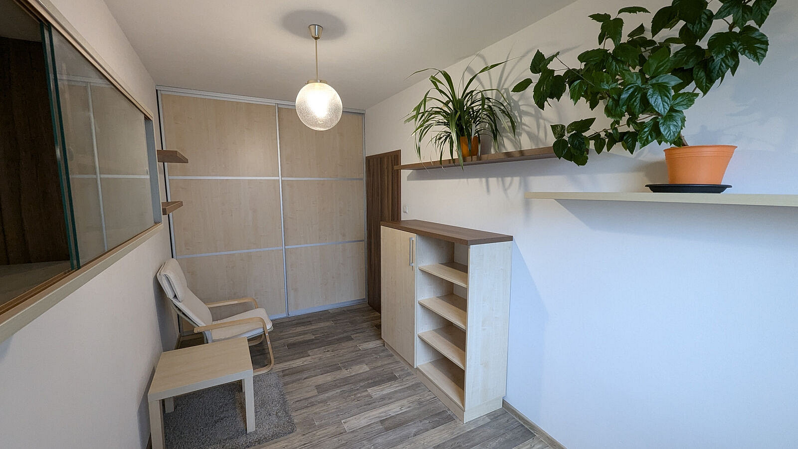 Pronájem bytu 3+1 72 m² – fotografie 4