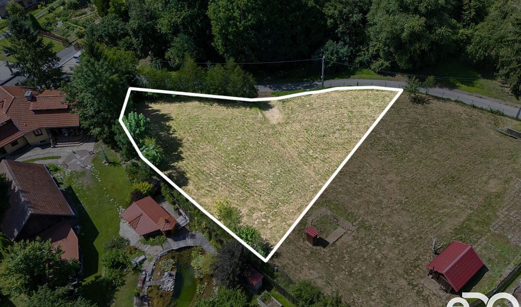Prodej stavebního pozemku 1 200 m², Jinolice – náhled fotky 2