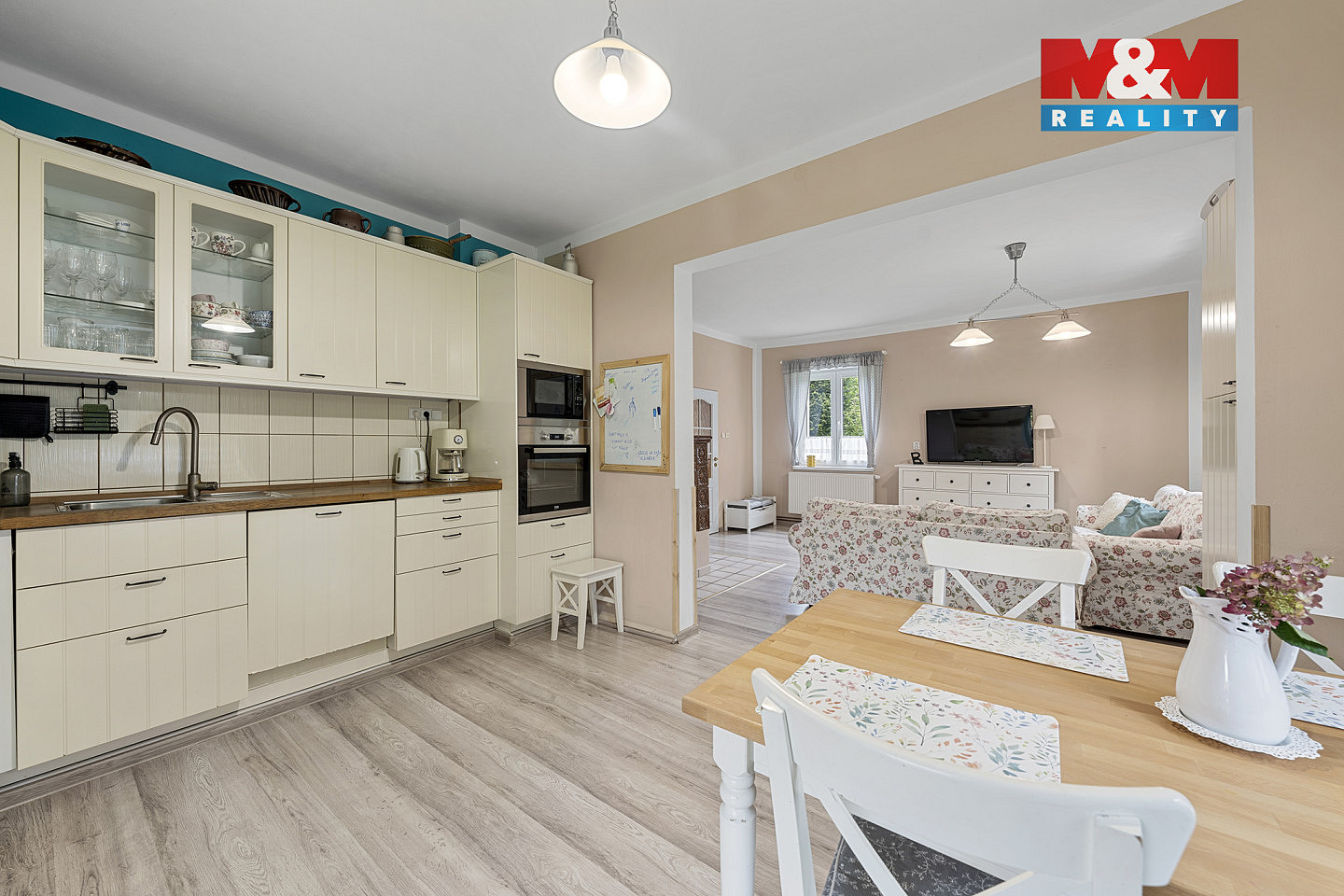 Prodej domu 196 m² s pozemkem 1 750 m² — photo 4
