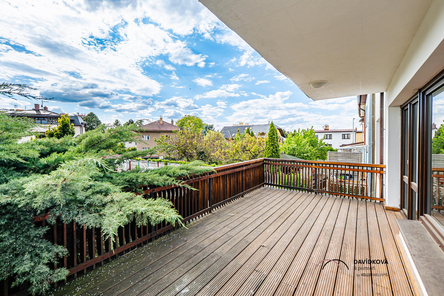 Prodej obchodních prostor 340 m²