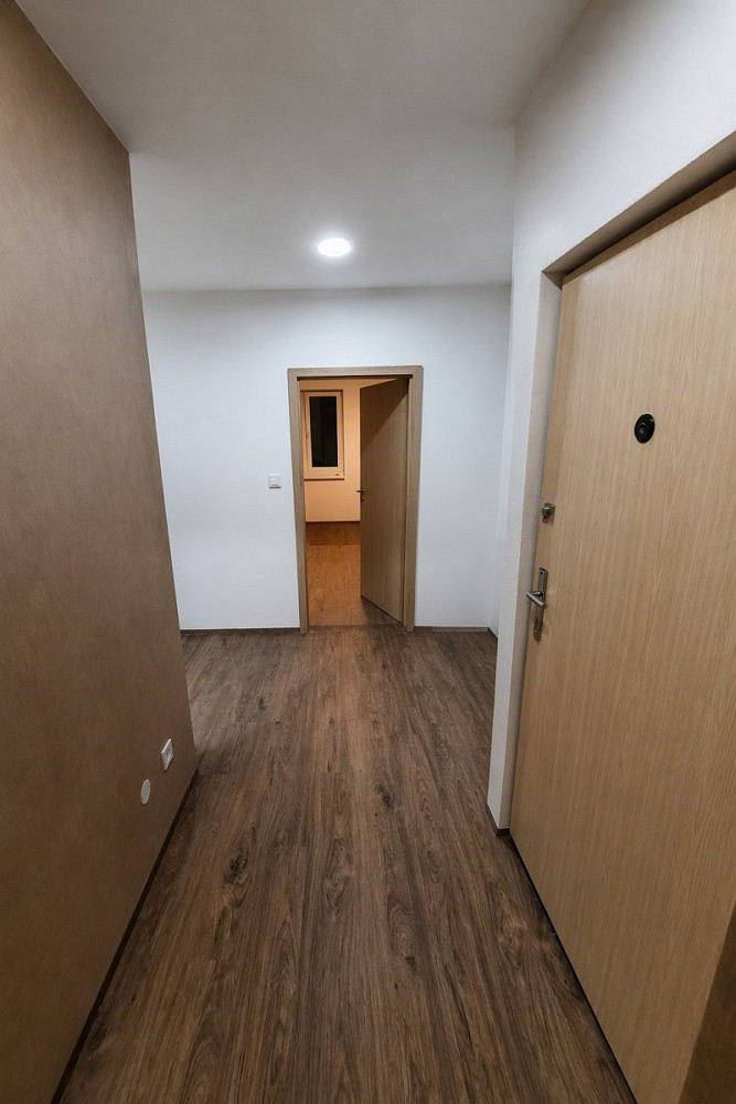 Pronájem bytu 2+1 59 m² – fotografie 3