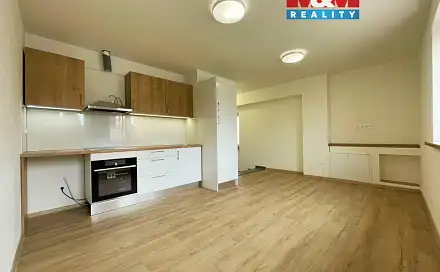 Pronájem bytu 1+kk 23 m², Severní, Hlučín, okres Opava