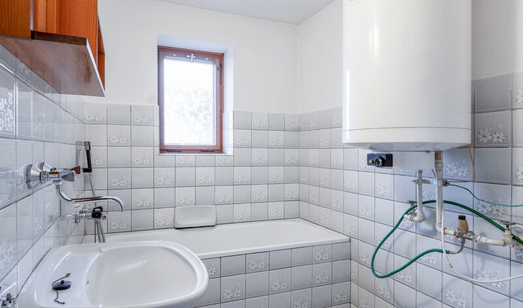 Prodej domu 210 m² s pozemkem 142 m², Vimperk – náhled fotky 18