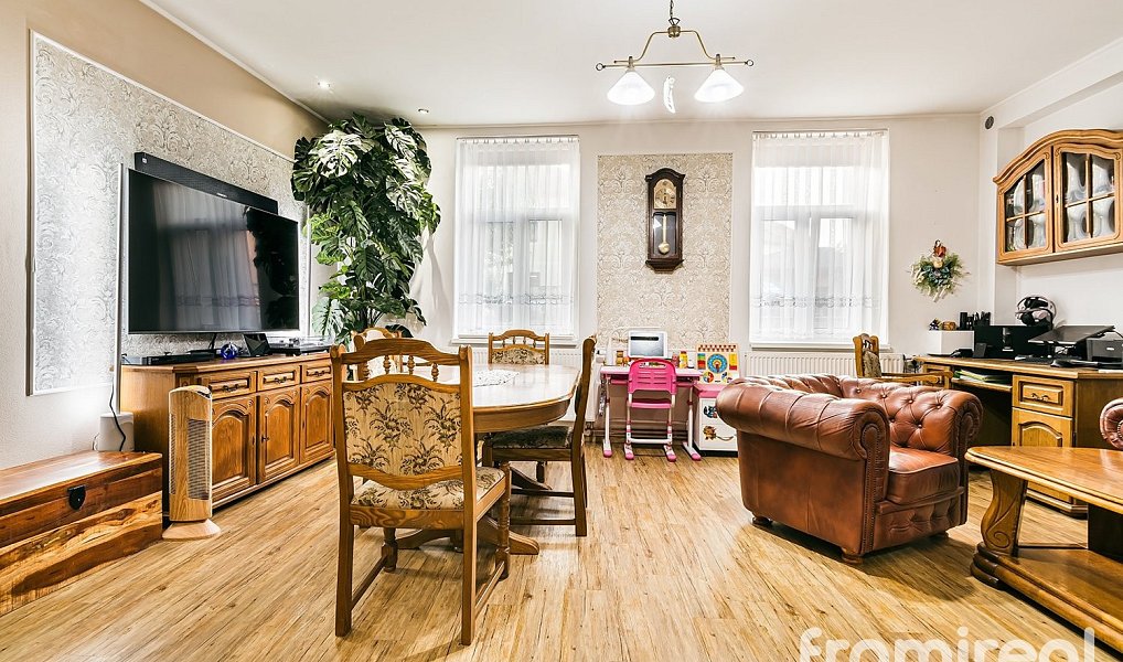 Prodej domu 250 m² s pozemkem 516 m², Strachotín – náhled fotky 10