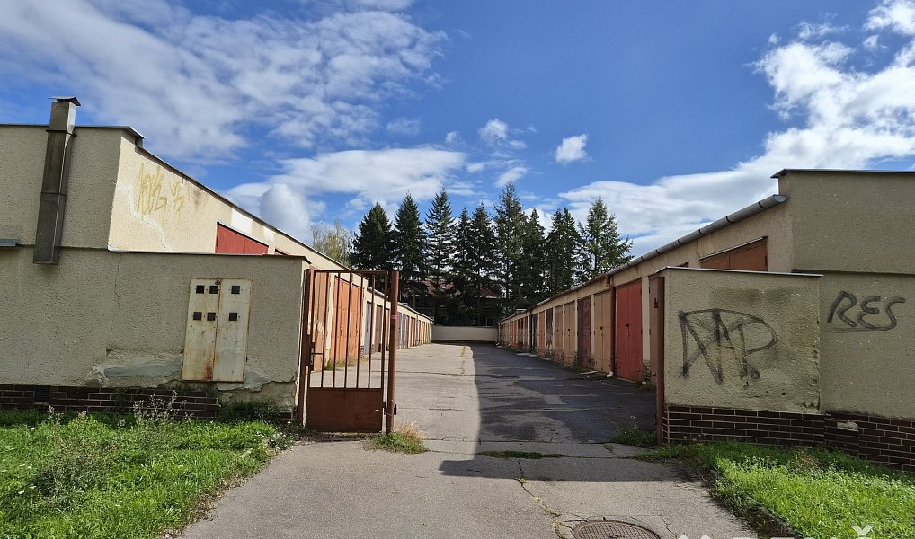 Prodej zděné garáže 17 m2 v osobním vlastnictví v Brně Komíně, při ul. Vavřinecká, Brno – náhled fotky 7