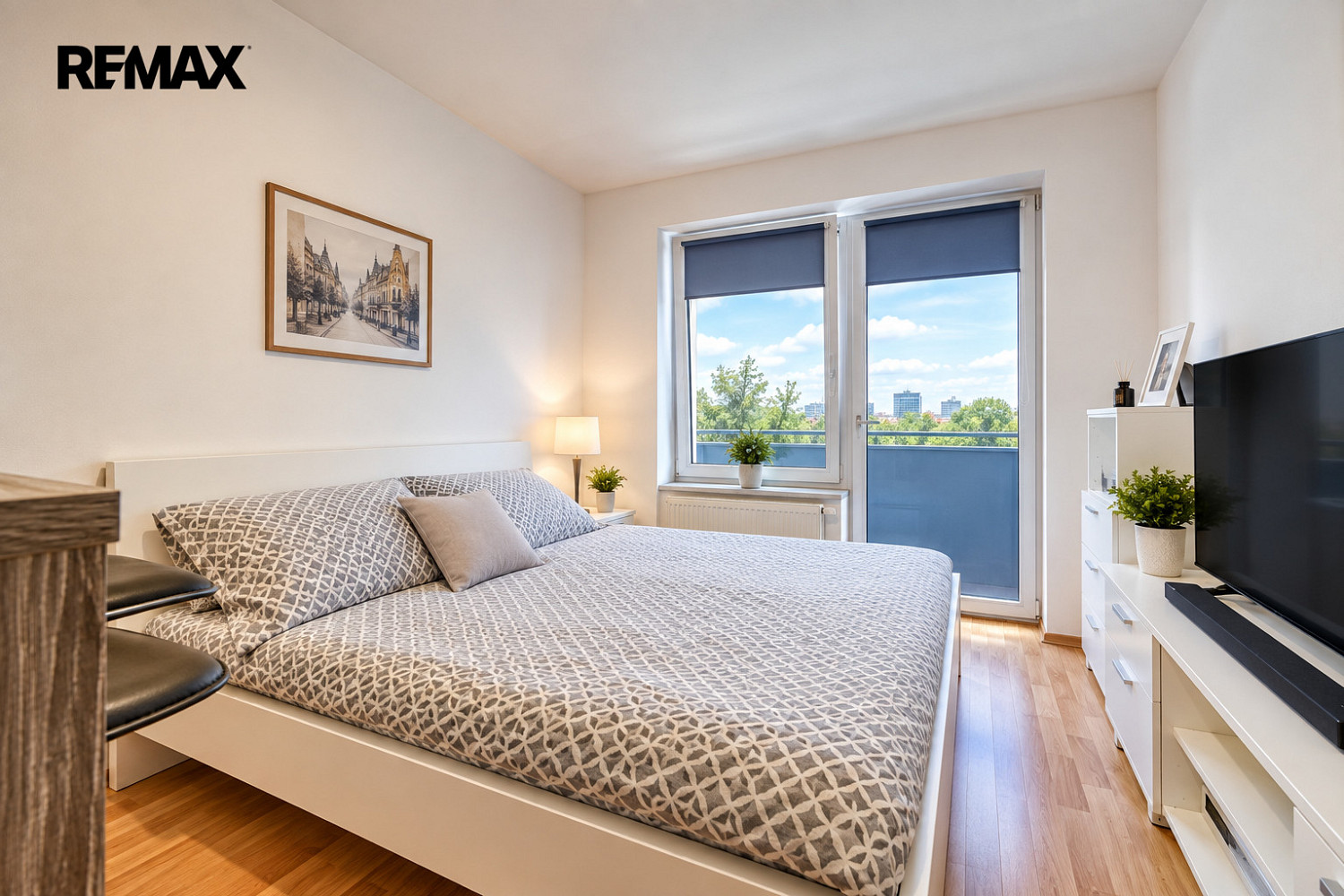 Investiční byt 1+kk (26,3 m²) s lodžií (3 m²) v osobním vlastnictví s parkovacím stáním