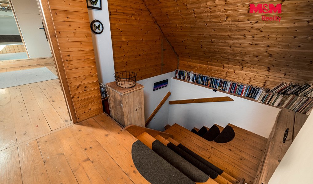 Prodej domu 139 m² s pozemkem 944 m², Kolešovice – náhled fotky 8