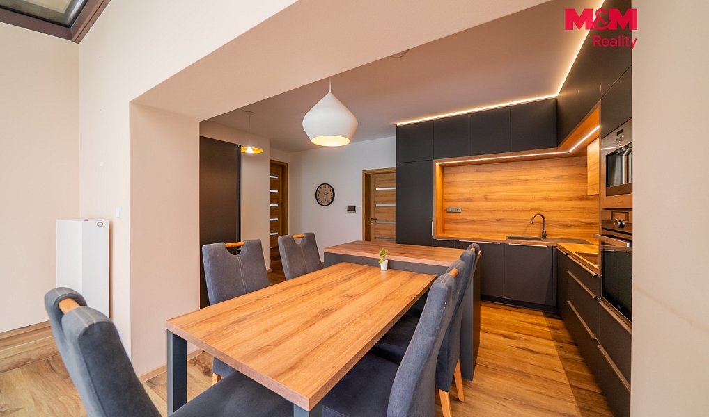 Prodej domu 170 m² s pozemkem 1 928 m², Blansko – náhled fotky 7