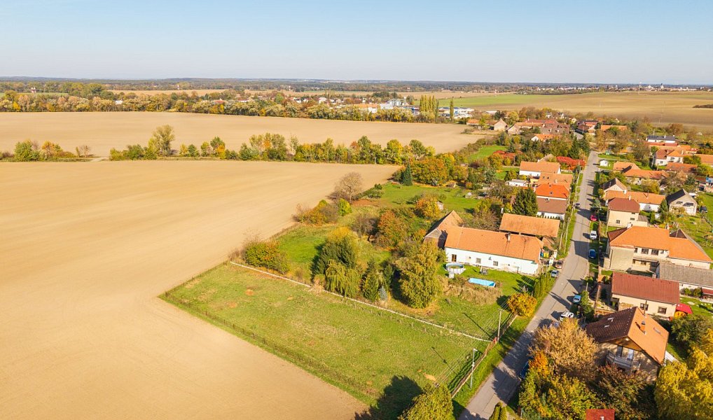 Prodej stavebního pozemku 700 m², Přelouč – náhled fotky 4