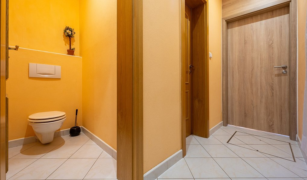 Pronájem kanceláře 40 m², Rousínov – náhled fotky 7