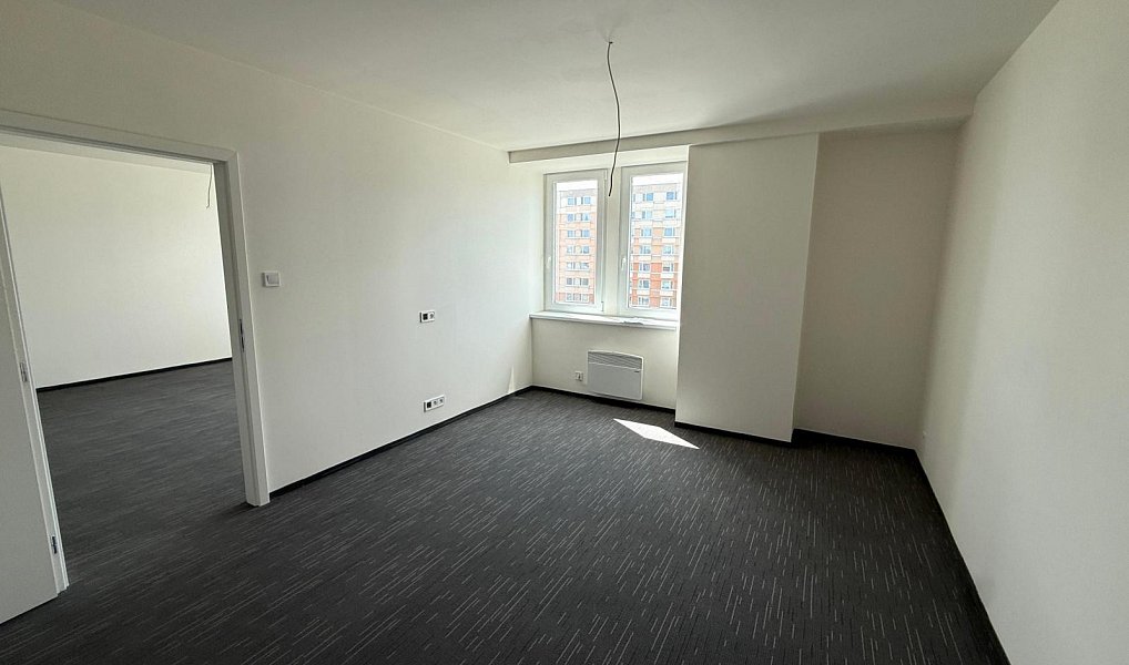Pronájem bytu 2+kk 50 m², Chomutov – náhled fotky 9