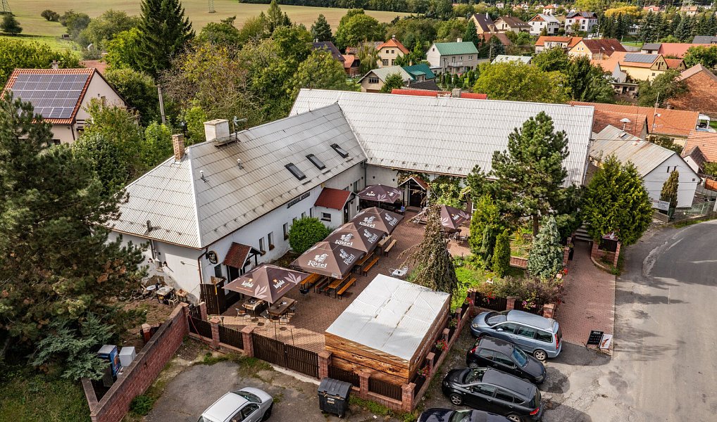 Prodej komerčního prostoru, 897 m², Praha-západ, Bojanovice