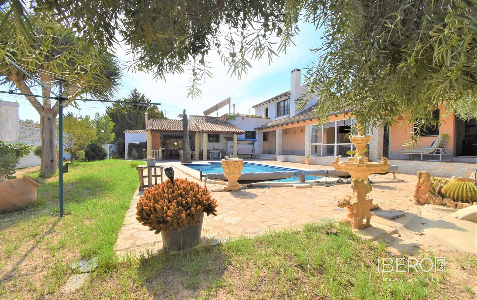 Prodej domu 325 m² s pozemkem 1 762 m² — photo 4