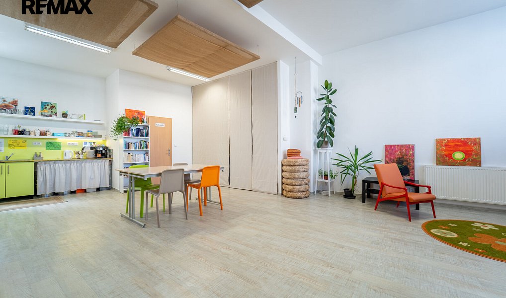 Prodej obchodních prostor 61 m², Poděbrady – náhled fotky 8