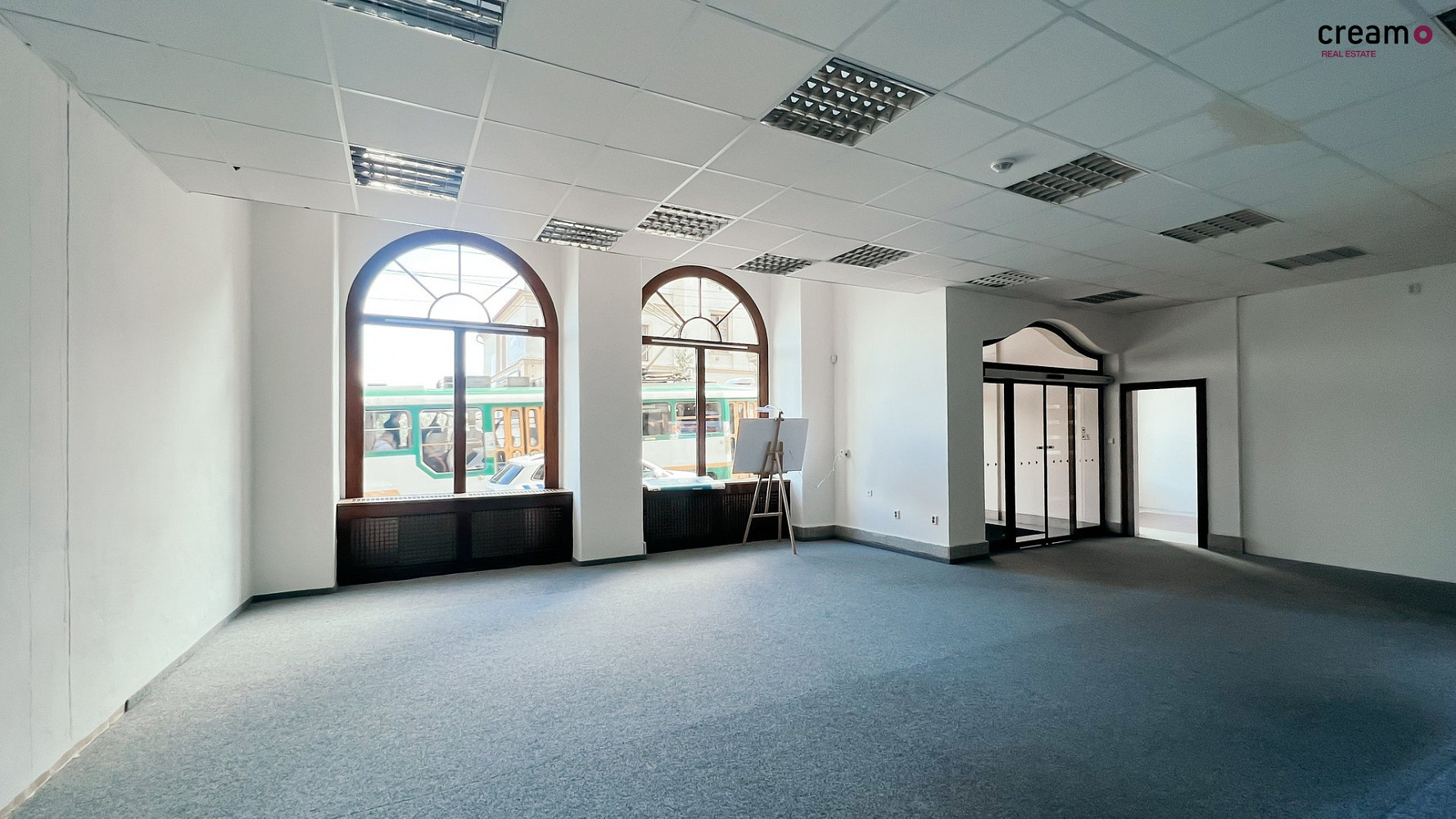 Pronájem obchodních prostor 192 m² – pohled 6