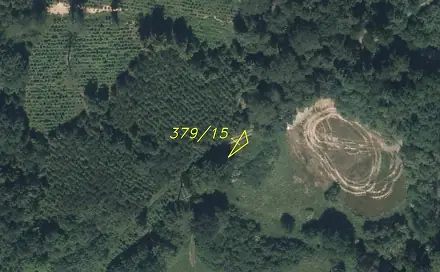 Dražba pole 1 914 m², Zahořany