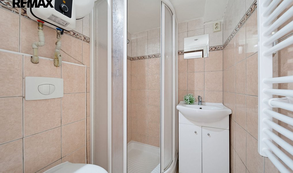 Prodej bytu 1+kk 23 m², Karlovy Vary – náhled fotky 6