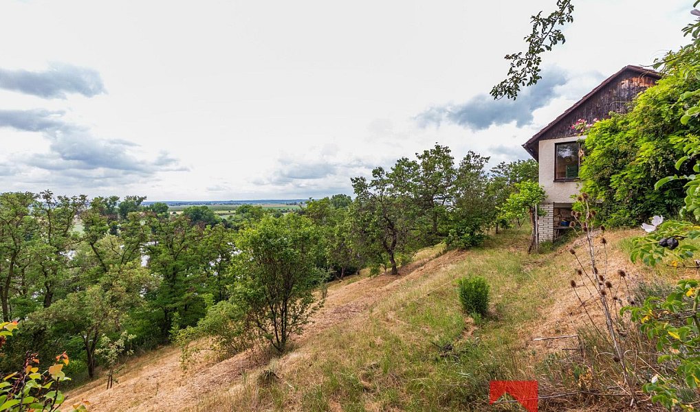 Prodej stavebního pozemku 2 627 m², Žalhostice – náhled fotky 5