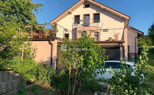 Prodej domu 300 m² s pozemkem 1 408 m², Bystřice - Ouběnice, okres Benešov