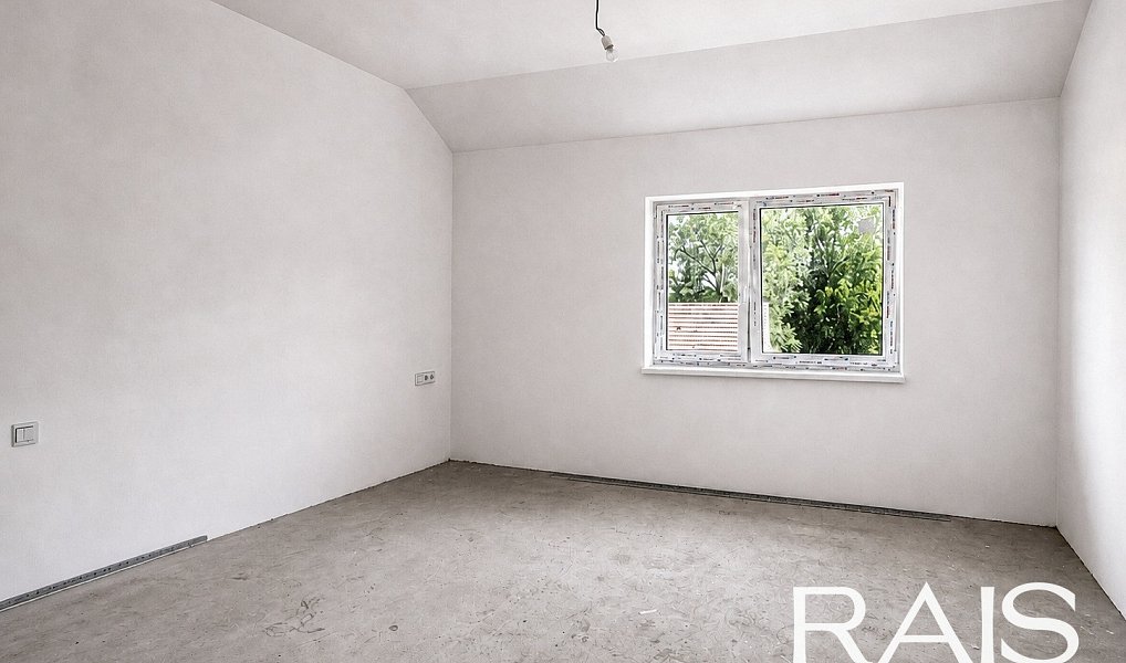 Prodej domu 195 m² s pozemkem 215 m², Holasice – náhled fotky 15