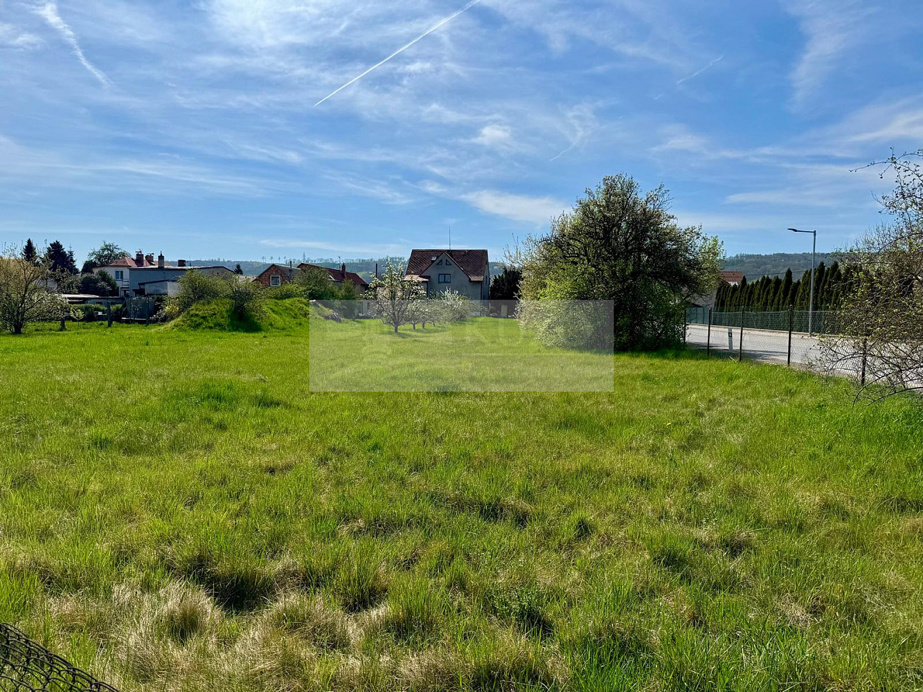 Prodej stavebního pozemku 2 582 m² – fotografie 2