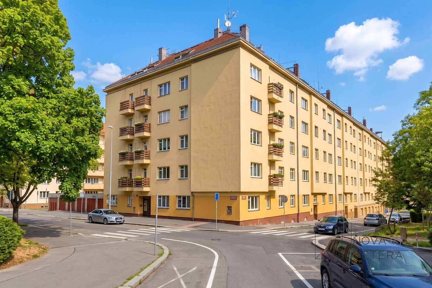 Prodej bytu 3+kk 57 m² – pohled 5