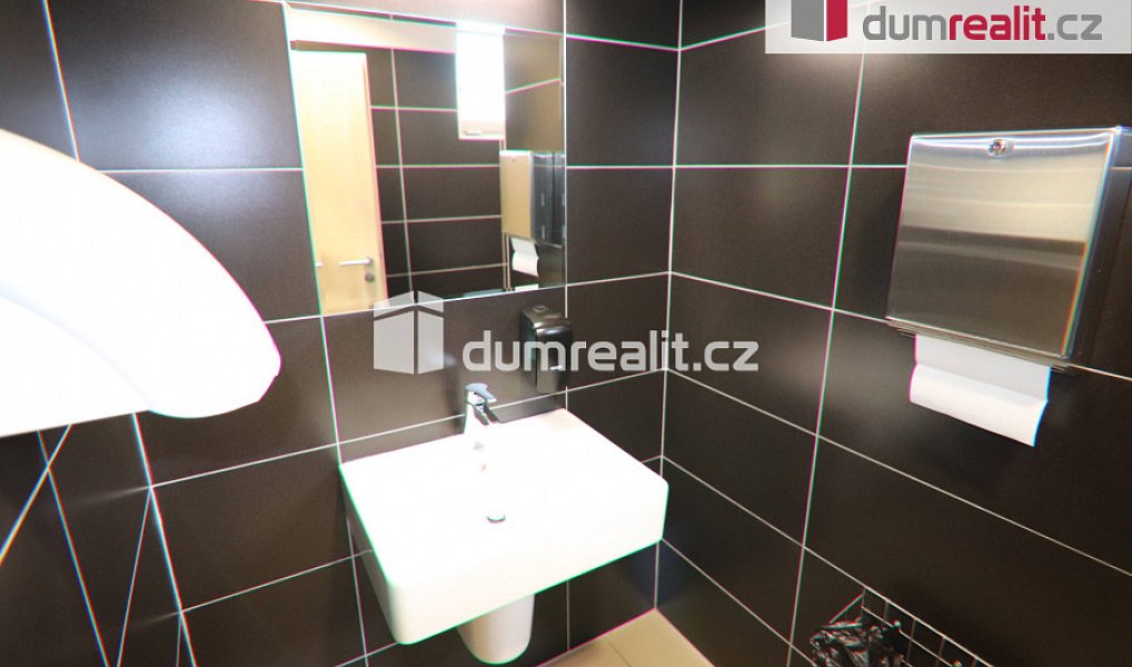 Pronájem kanceláře 27 m², Uherské Hradiště – náhled fotky 3