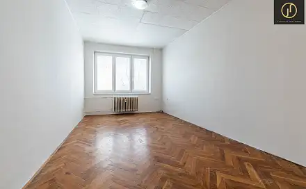 Prodej bytu 2+1 52 m², Družstevní, Pardubice - Polabiny