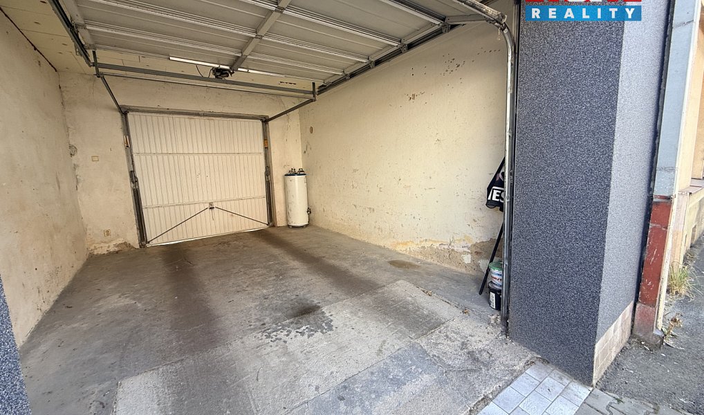 Pronájem parkovacího stání, 16 m2, Pardubice, ul. Teplého, Pardubice – náhled fotky 2