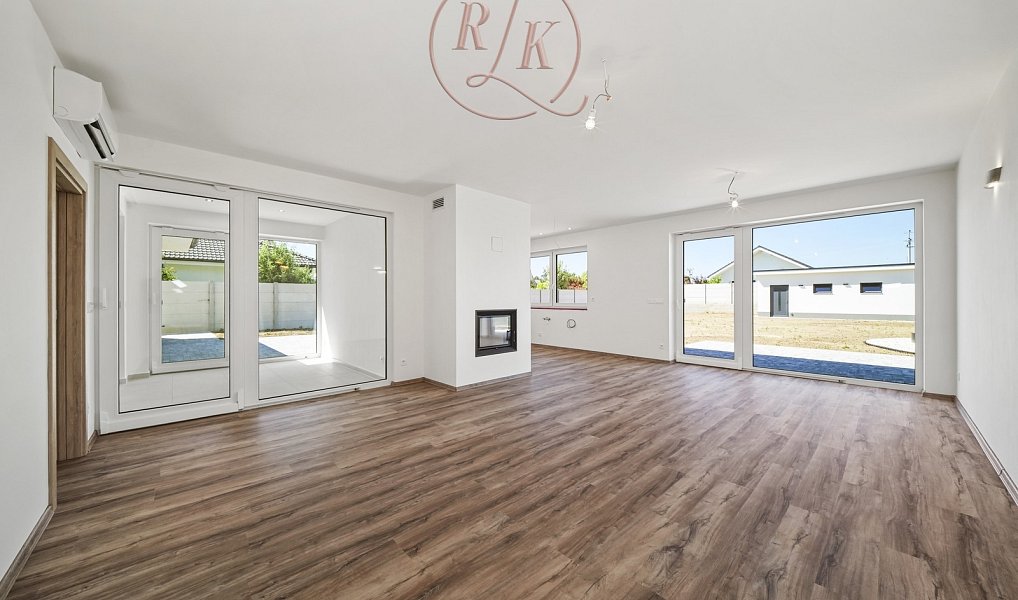 Prodej domu 170 m² s pozemkem 1 000 m², Kupařovice – náhled fotky 5