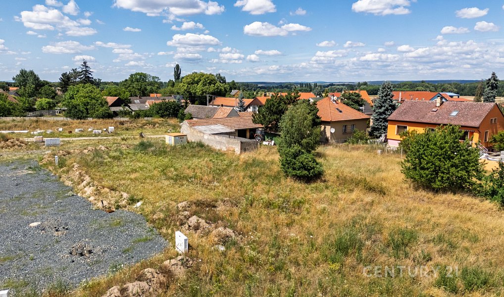 Prodej stavebního pozemku 1 069 m², Záryby – náhled fotky 13