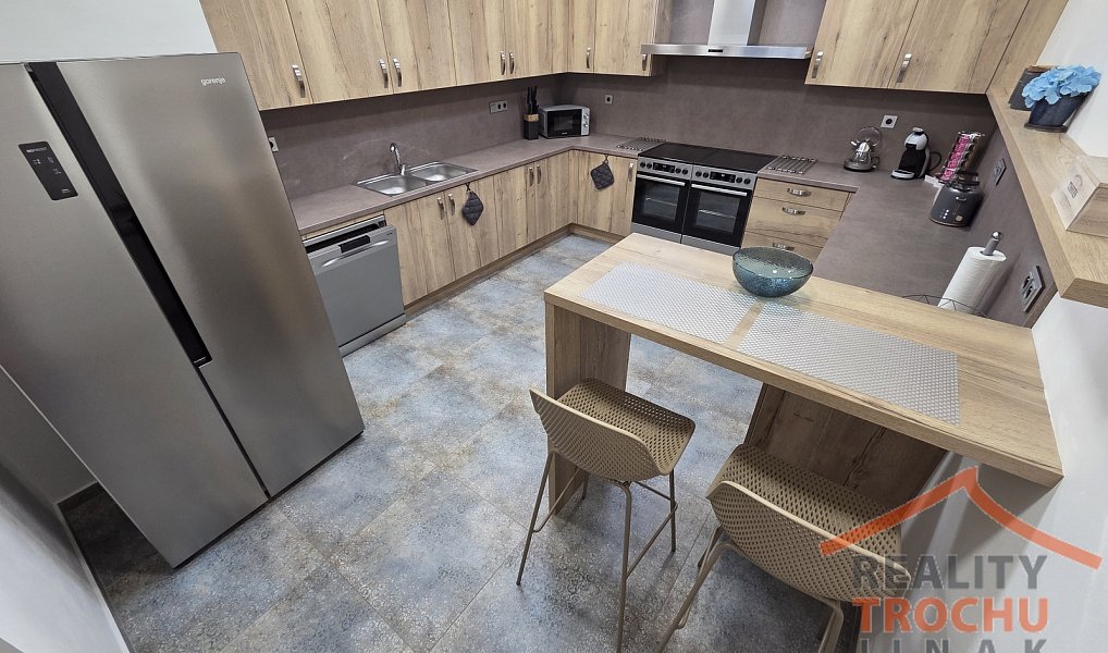 Prodej komerčního objektu (jiného typu) 715 m², Trutnov – náhled fotky 10