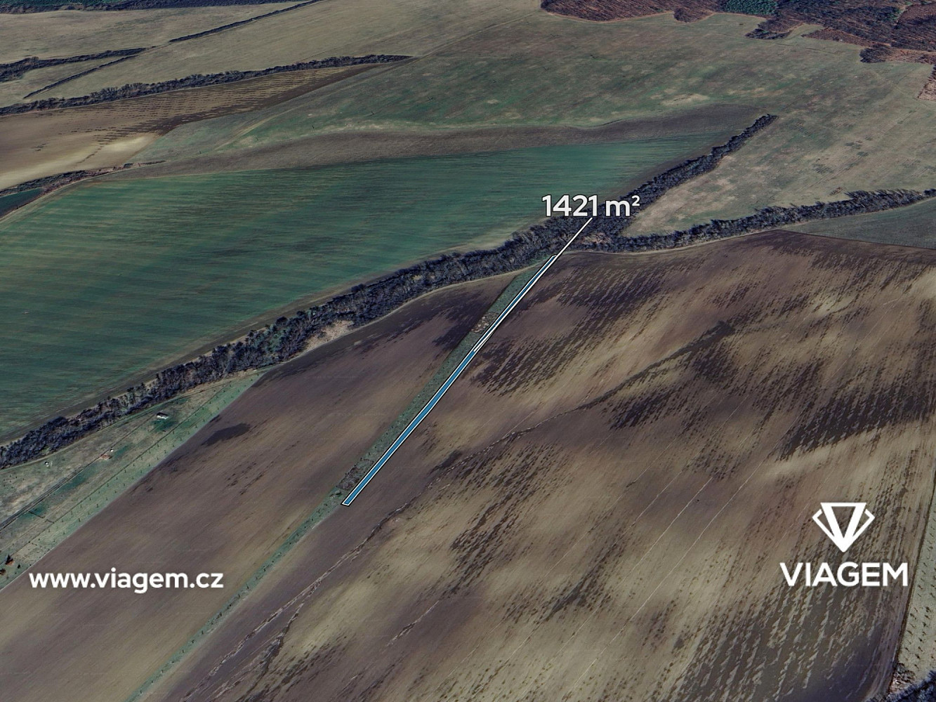 Prodej pole 1 421 m²