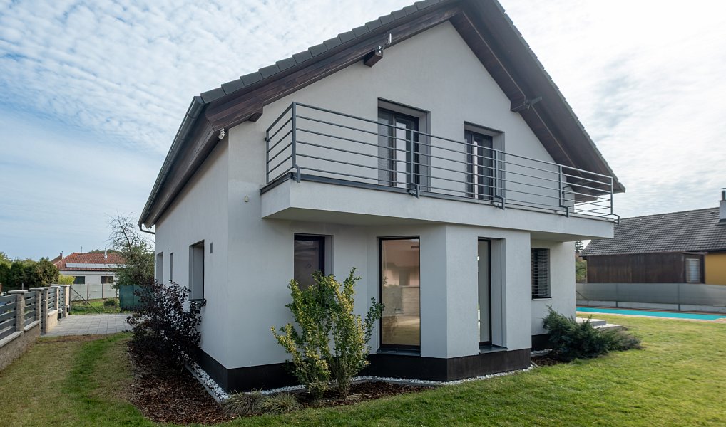 Prodej domu 150 m² s pozemkem 695 m², Staré Jesenčany – náhled fotky 19