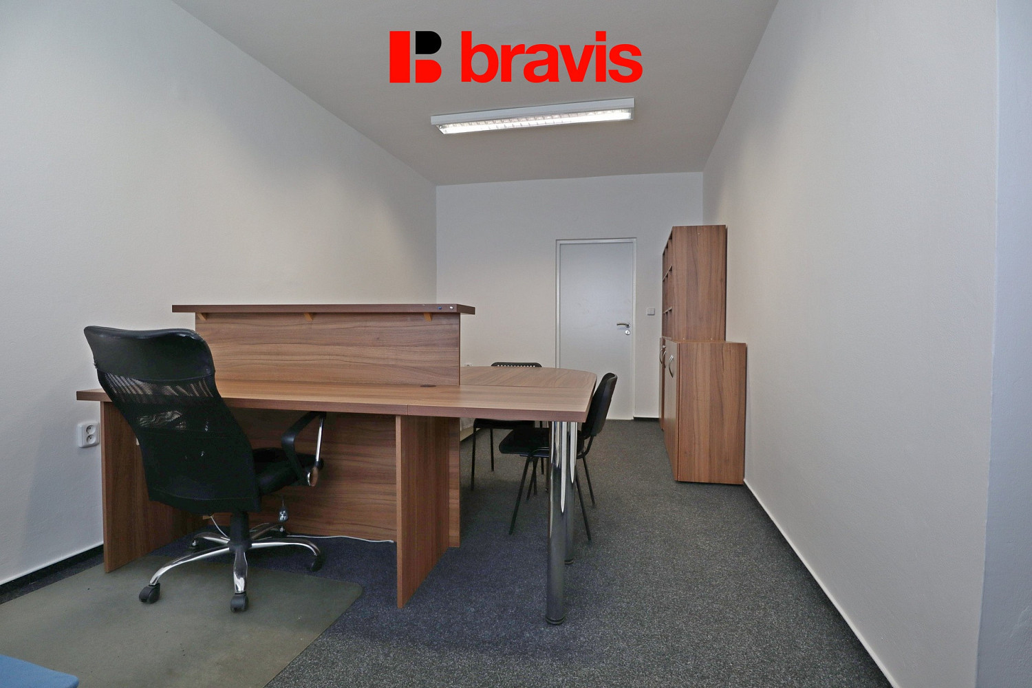 Pronájem kanceláře 25 m² — photo 2