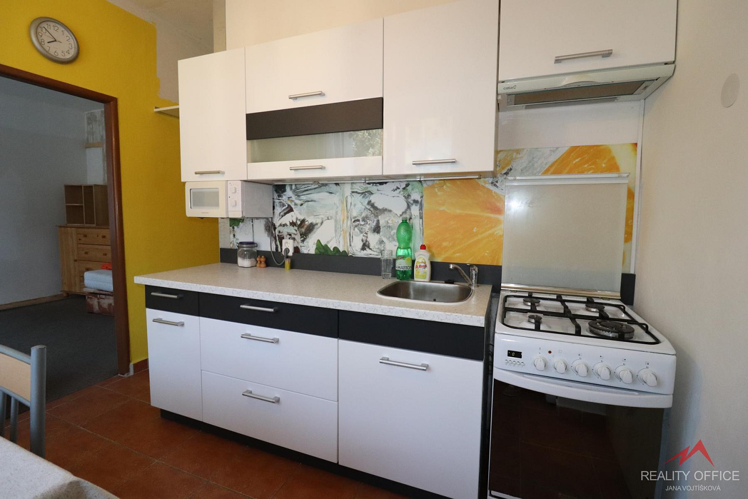 Prodej bytu 3+1 64 m² – pohled 3