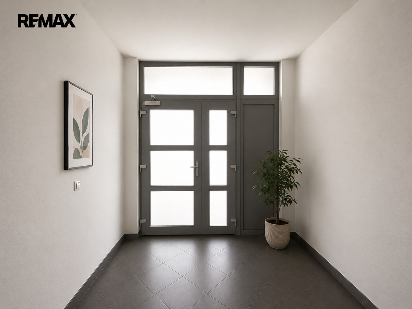 Prodej nájemního domu, činžáku 262 m² – fotografie 2