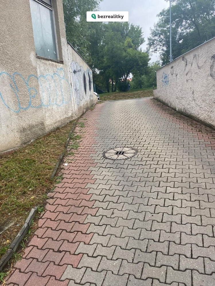 Prodej garáže 16 m2