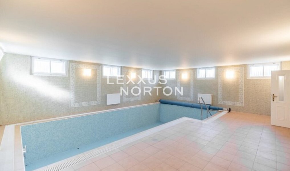 Pronájem domu 827 m² s pozemkem 8 510 m², Praha – náhled fotky 5