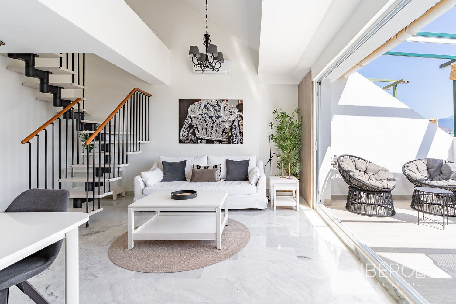 Piso 3+kk – Marbella, Nueva Andalucía - Vista 3