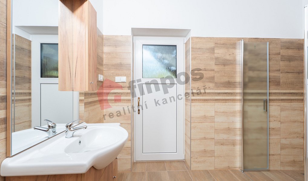 Prodej domu 158 m² s pozemkem 642 m², Načeradec – náhled fotky 17