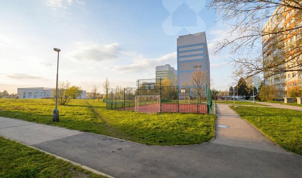 Prodej bytu 3+1 77 m², Praha – náhled fotky 25