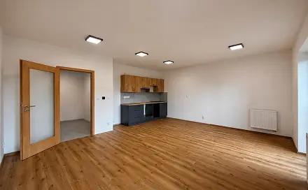 Pronájem bytu 1+kk 39 m², Hlavní, Úherce, okres Plzeň-sever