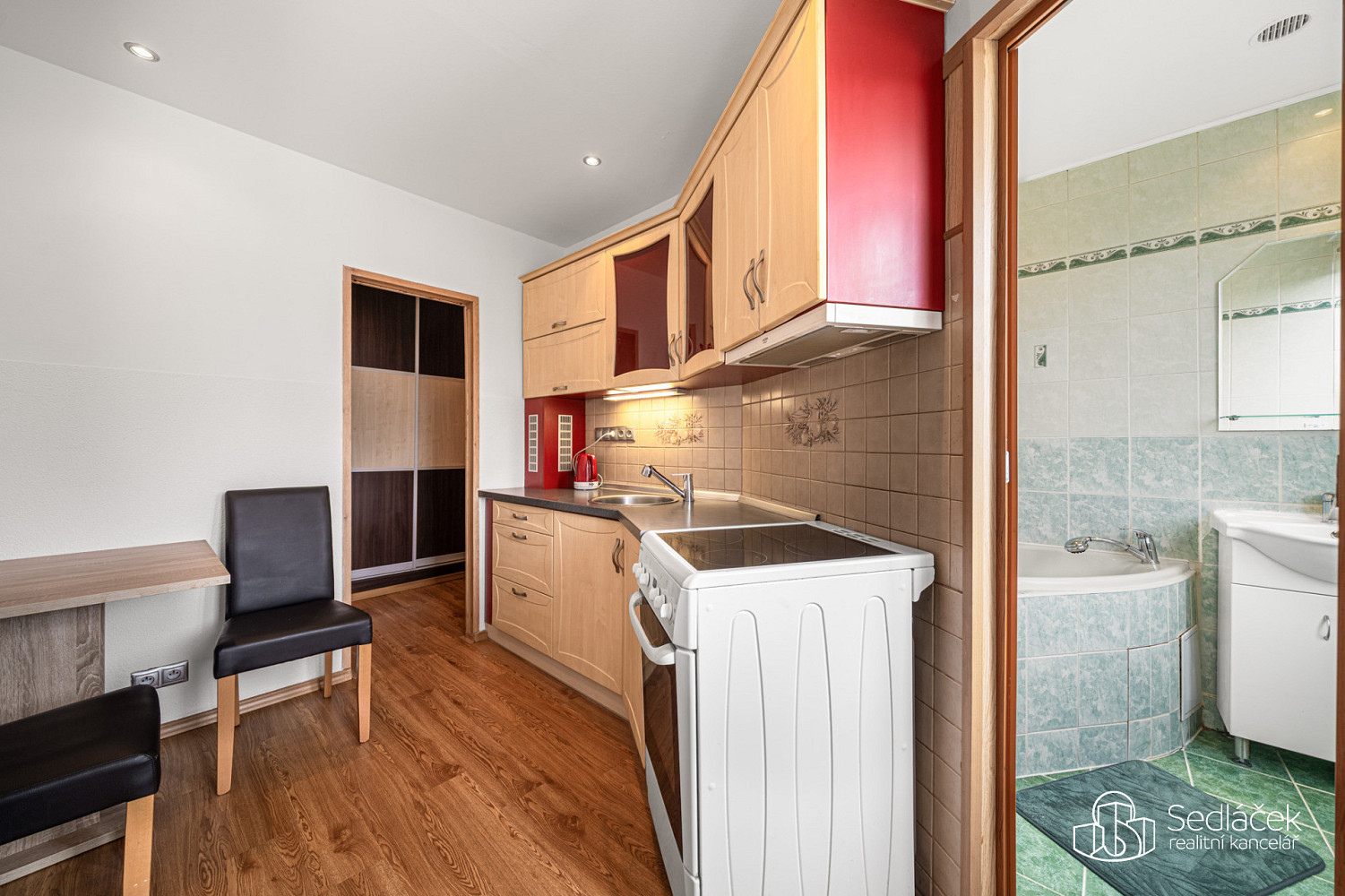 Prodej bytu 2+1 53 m² – fotografie 2