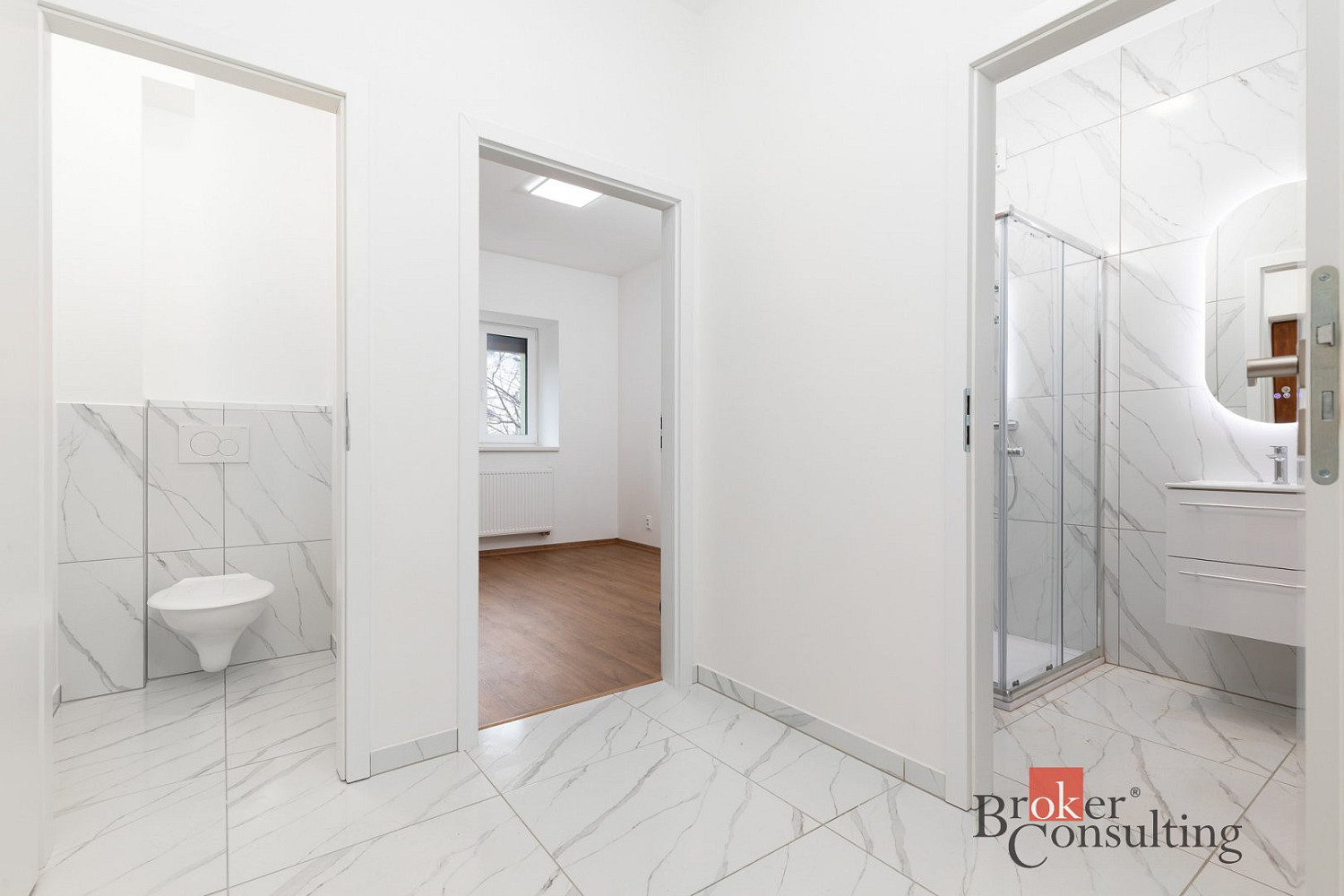 Pronájem bytu 2+kk 41 m² – další