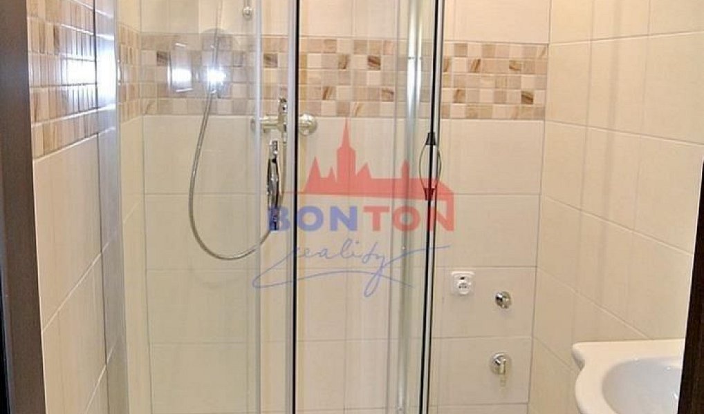 Prodej bytu 1+kk 27 m², Praha – náhled fotky 10